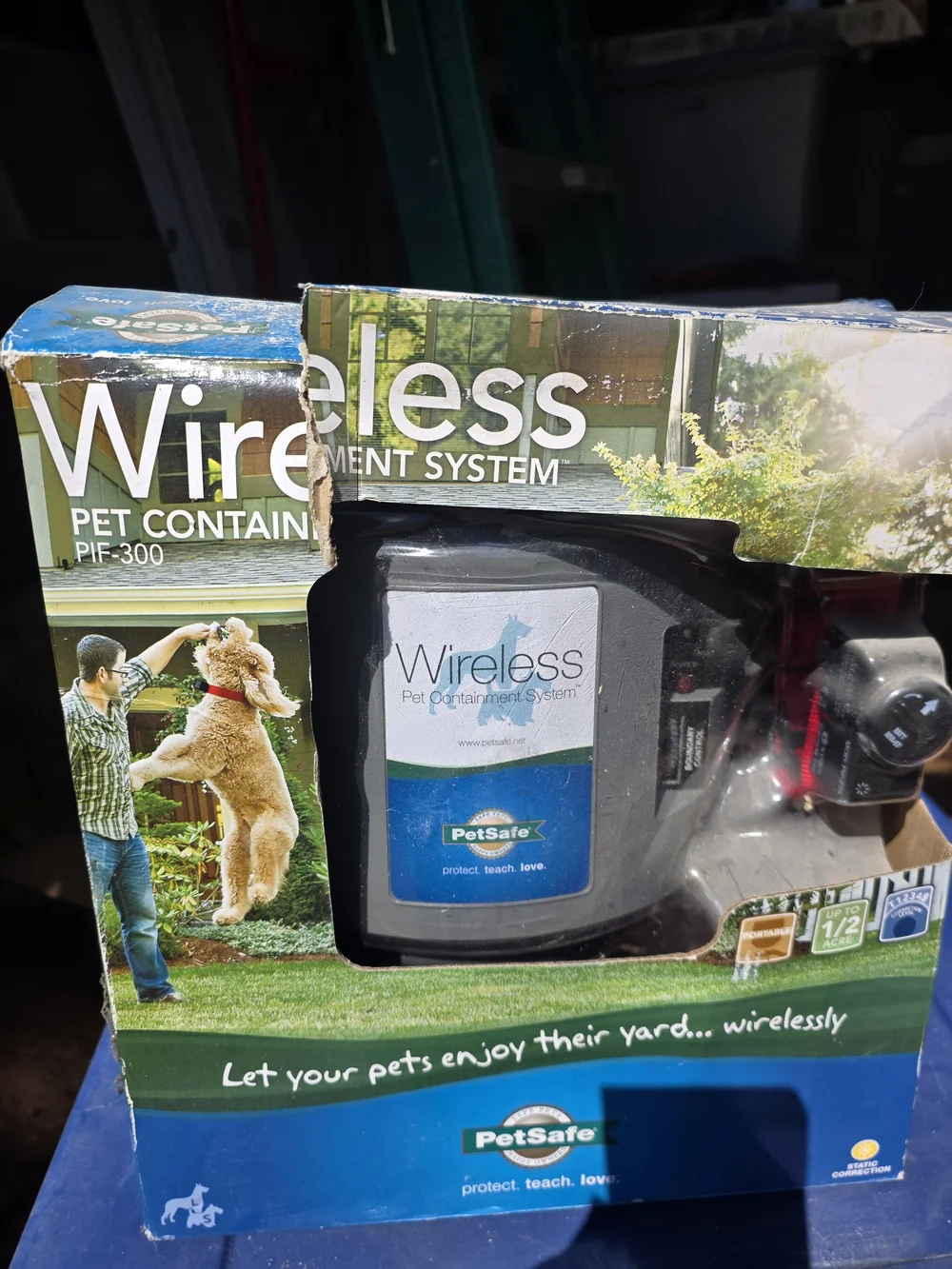 PetSafe Wireless Pet Containment System - Blue/Black